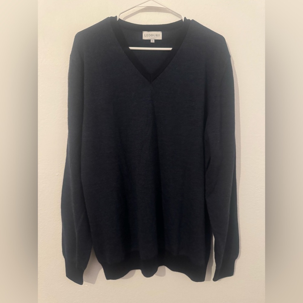 Ledbury NAVY The Emmons Stripe V-Neck Italian Merino Wool Sweater Luxe Soft XL